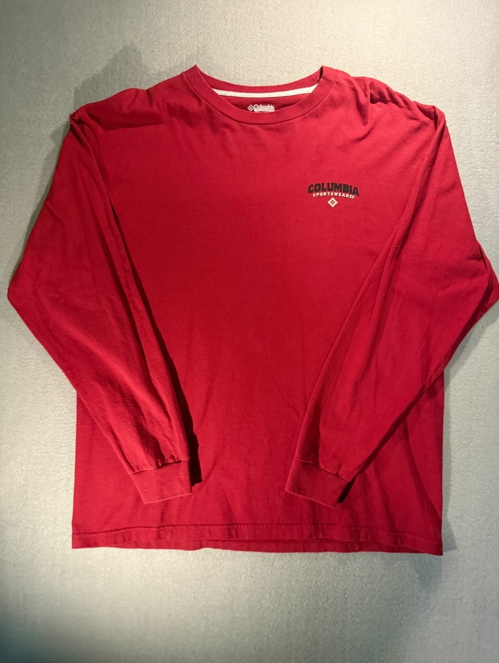 Columbia Sportswear Co. Red Long Sleeve Live The Hunt T-Shirt Large